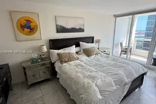 1717 N Bayshore Dr, Miami, FL 33132 - Photo 19