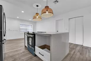 75 NW 117th St, Miami, FL 33168 - Photo 11