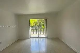 6365 SW 8th St, Miami, FL 33144 - Photo 15