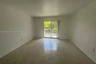 6365 SW 8th St, Miami, FL 33144 - Photo 13