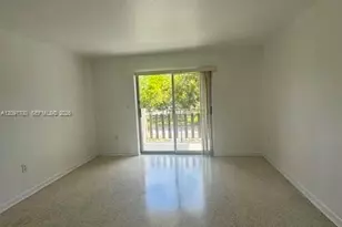 6365 SW 8th St, Miami, FL 33144 - Photo 11