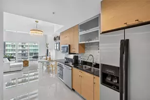 60 SW 13th St, Miami, FL 33130 - Photo 13
