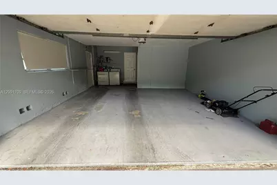 6365 S Miami Lakeway S, Miami Lakes, FL 33014 - Photo 19