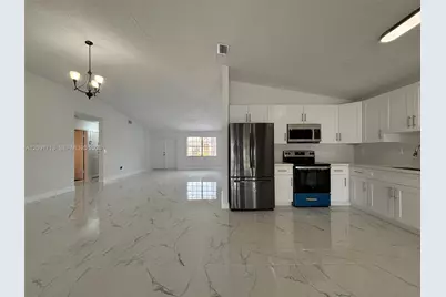 12810 NW 6th Ln, Miami, FL 33182 - Photo 7