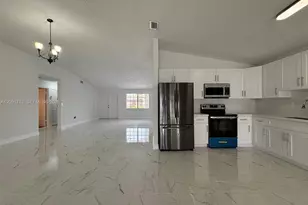 12810 NW 6th Ln, Miami, FL 33182 - Photo 7