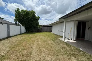 12810 NW 6th Ln, Miami, FL 33182 - Photo 27