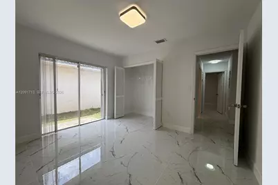 12810 NW 6th Ln, Miami, FL 33182 - Photo 19