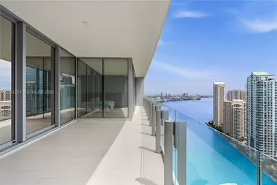 300 Biscayne Boulevard Way #3304C, Miami, FL 33131 - Photo 31