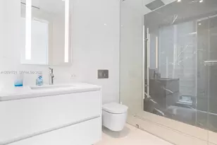 300 Biscayne Blvd Way, Miami, FL 33131 - Photo 23
