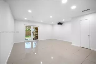 17086 NW 55th Ave, Miami Gardens, FL 33055 - Photo 15