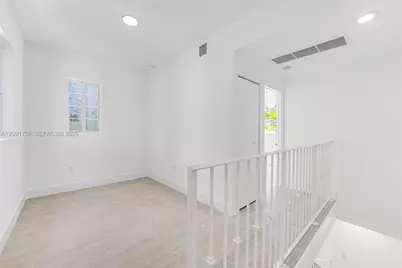 1519 Pennsylvania Ave #10, Miami Beach, FL 33139 - Photo 9