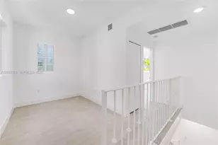 1519 Pennsylvania Ave, Miami Beach, FL 33139 - Photo 9