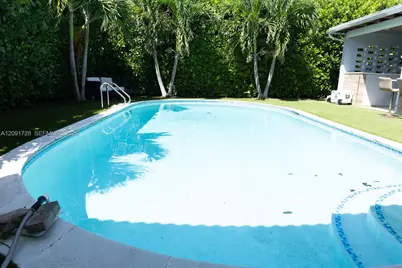 1320 Arthur St #1320, Hollywood, FL 33019 - Photo 37