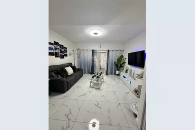 270 NW 71st Ave #4, Miami, FL 33126 - Photo 1