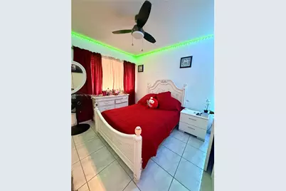 270 NW 71st Ave #4, Miami, FL 33126 - Photo 11