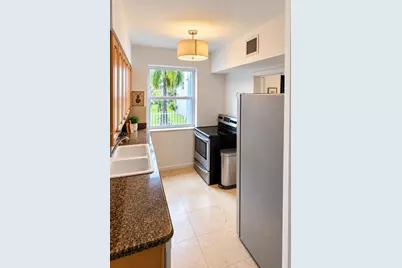 530 SW 10th St #2-C, Miami, FL 33130 - Photo 5