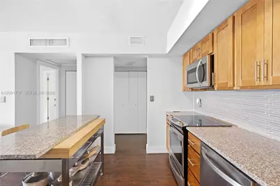 19380 Collins Ave #1219, Sunny Isles Beach, FL 33160 - Photo 7