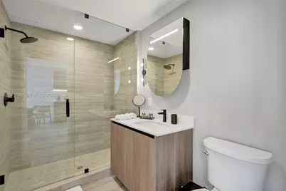 580 72nd St #PH6, Miami Beach, FL 33141 - Photo 5