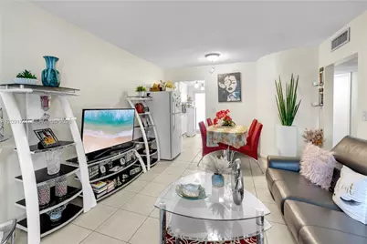 3451 SW 9th Ter #3 aka unit 7B, Miami, FL 33135 - Photo 9