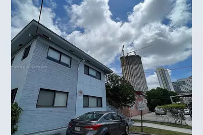 421 SW 6th St #7, Miami, FL 33130 - Photo 1