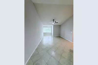 3480 N Pinewalk Dr N #136, Margate, FL 33063 - Photo 9