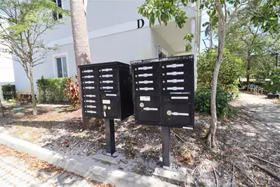 605 NE 28th St #3, Wilton Manors, FL 33334 - Photo 35