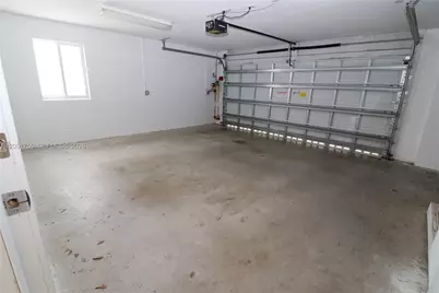 605 NE 28th St #3, Wilton Manors, FL 33334 - Photo 33