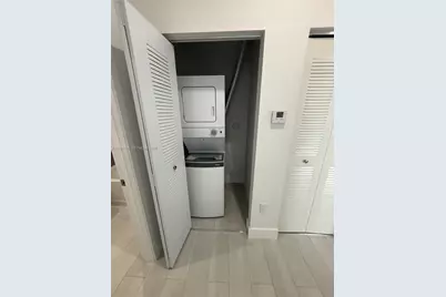 1091 E 17th St #403, Hialeah, FL 33010 - Photo 13