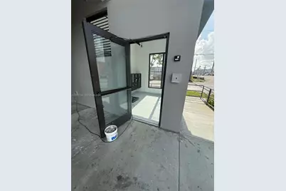 1091 E 17th St #403, Hialeah, FL 33010 - Photo 25