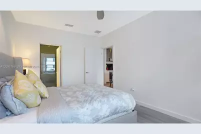 1460 Ocean Dr #407, Miami Beach, FL 33139 - Photo 15