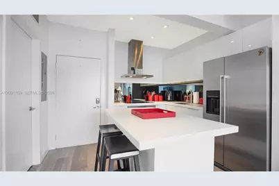 1460 Ocean Dr #407, Miami Beach, FL 33139 - Photo 5