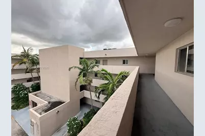 6091 W 22nd Ct #407, Hialeah, FL 33016 - Photo 19