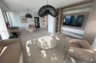 801 N Venetian Dr, Miami, FL 33139 - Photo 37