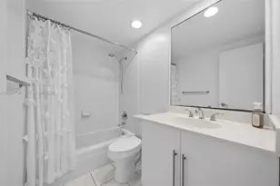 3001 S Ocean Dr, Hollywood, FL 33019 - Photo 5