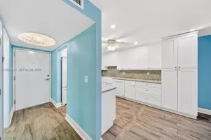 2301 S Ocean Dr, Hollywood, FL 33019 - Photo 15