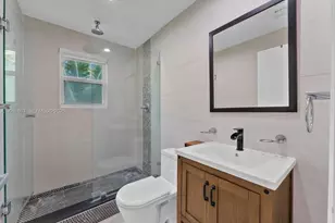 208 Jefferson Ave, Miami Beach, FL 33139 - Photo 25