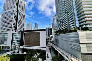 31 SE 6th St, Miami, FL 33131 - Photo 21