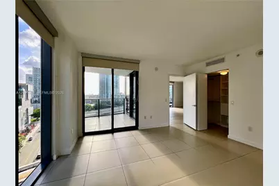 31 SE 6th St #1101, Miami, FL 33131 - Photo 17