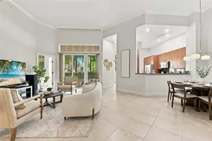 16102 Emerald Estates Dr, Weston, FL 33331 - Photo 7