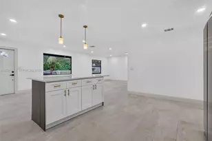 20352 NW 39th Ct, Miami Gardens, FL 33055 - Photo 7