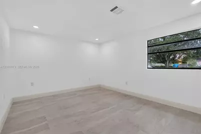 20352 NW 39th Ct, Miami Gardens, FL 33055 - Photo 9