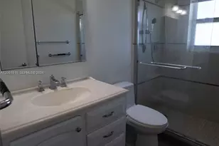 4747 Collins Ave, Miami Beach, FL 33140 - Photo 19