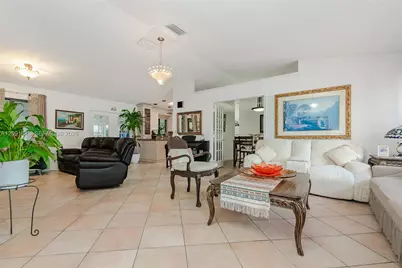 7609 Sunflower Dr, Margate, FL 33063 - Photo 3