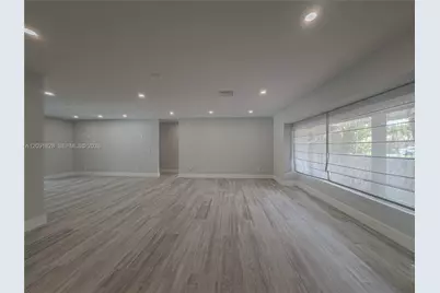20405 NE 22nd Pl, Miami, FL 33180 - Photo 5