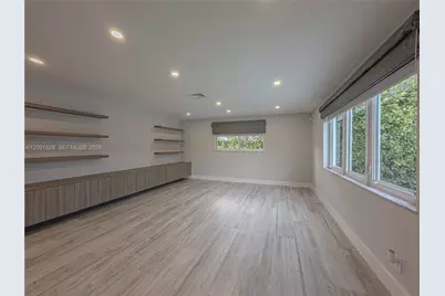 20405 NE 22nd Pl, Miami, FL 33180 - Photo 9