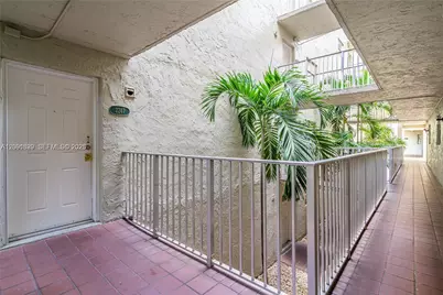 10000 NW 80th Ct #2247, Hialeah Gardens, FL 33016 - Photo 27