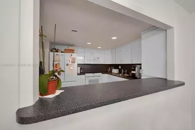 18151 NE 31st Ct #2008, Aventura, FL 33160 - Photo 3