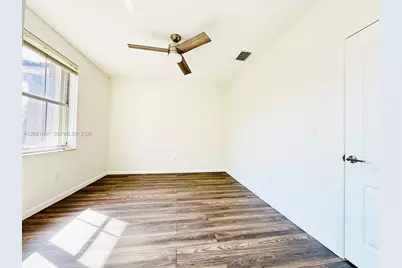 202 Riverwalk Cir, Sunrise, FL 33326 - Photo 23