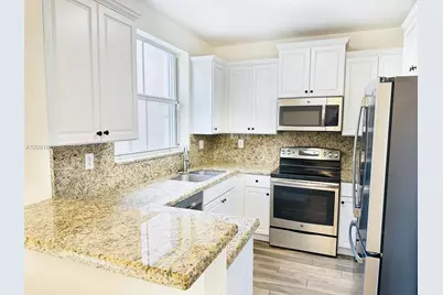 202 Riverwalk Cir, Sunrise, FL 33326 - Photo 11