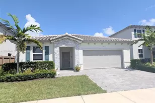 833 SE 26th Rd, Homestead, FL 33035 - Photo 1